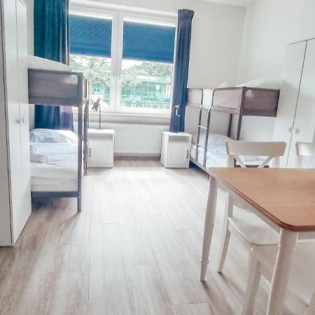 Sechsbettzimmer "Blau" In Zentraler Lage BRE Εξωτερικό φωτογραφία