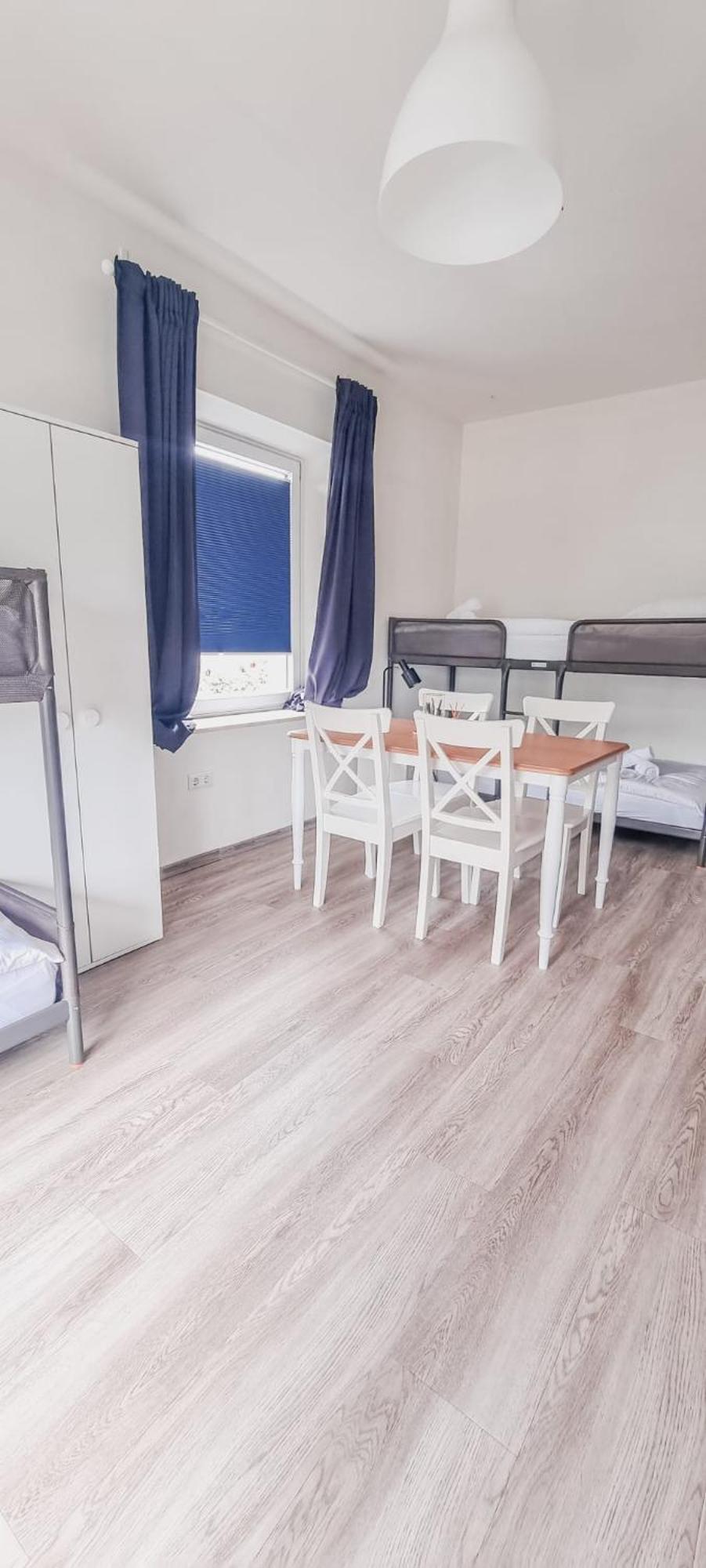 Sechsbettzimmer "Blau" In Zentraler Lage BRE Εξωτερικό φωτογραφία